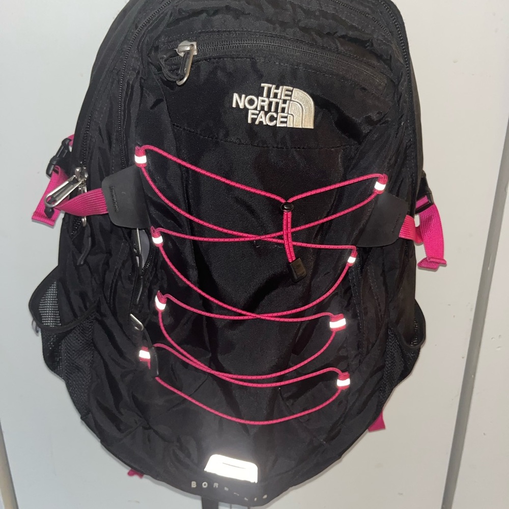 The North Face Back Pack. Pink.